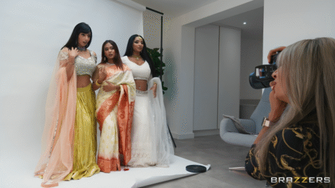 Yasmina Khan, Aaliyah Yasin, Mia Z